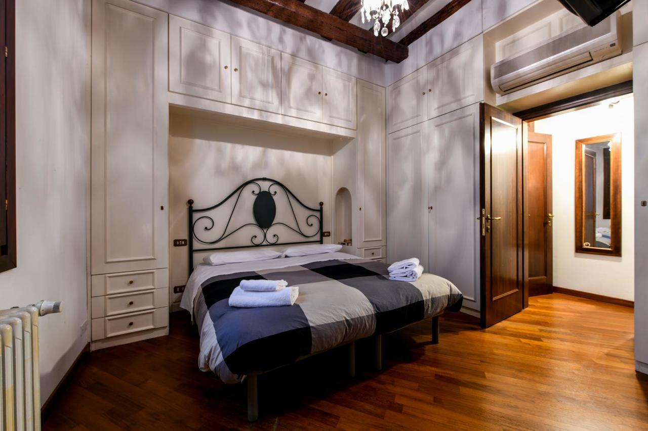 Red Fashion Apartment Venice Exterior photo